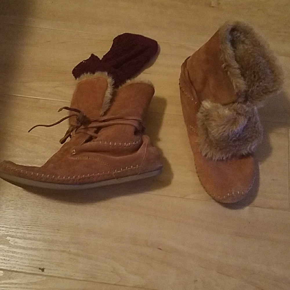 Toms Moccasin Booties